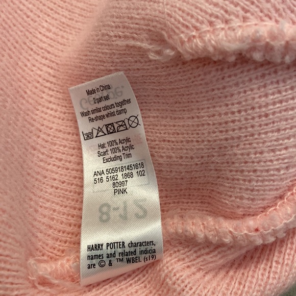 George Harry Potter Toque for 8-12 years old. With gold and silver sequence. - Picture 4 of 6